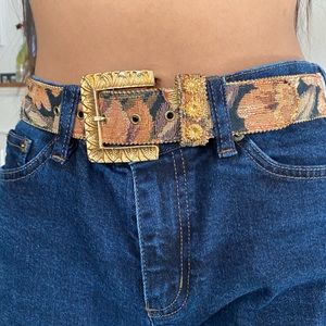 Vintage gold and floral Elite belt